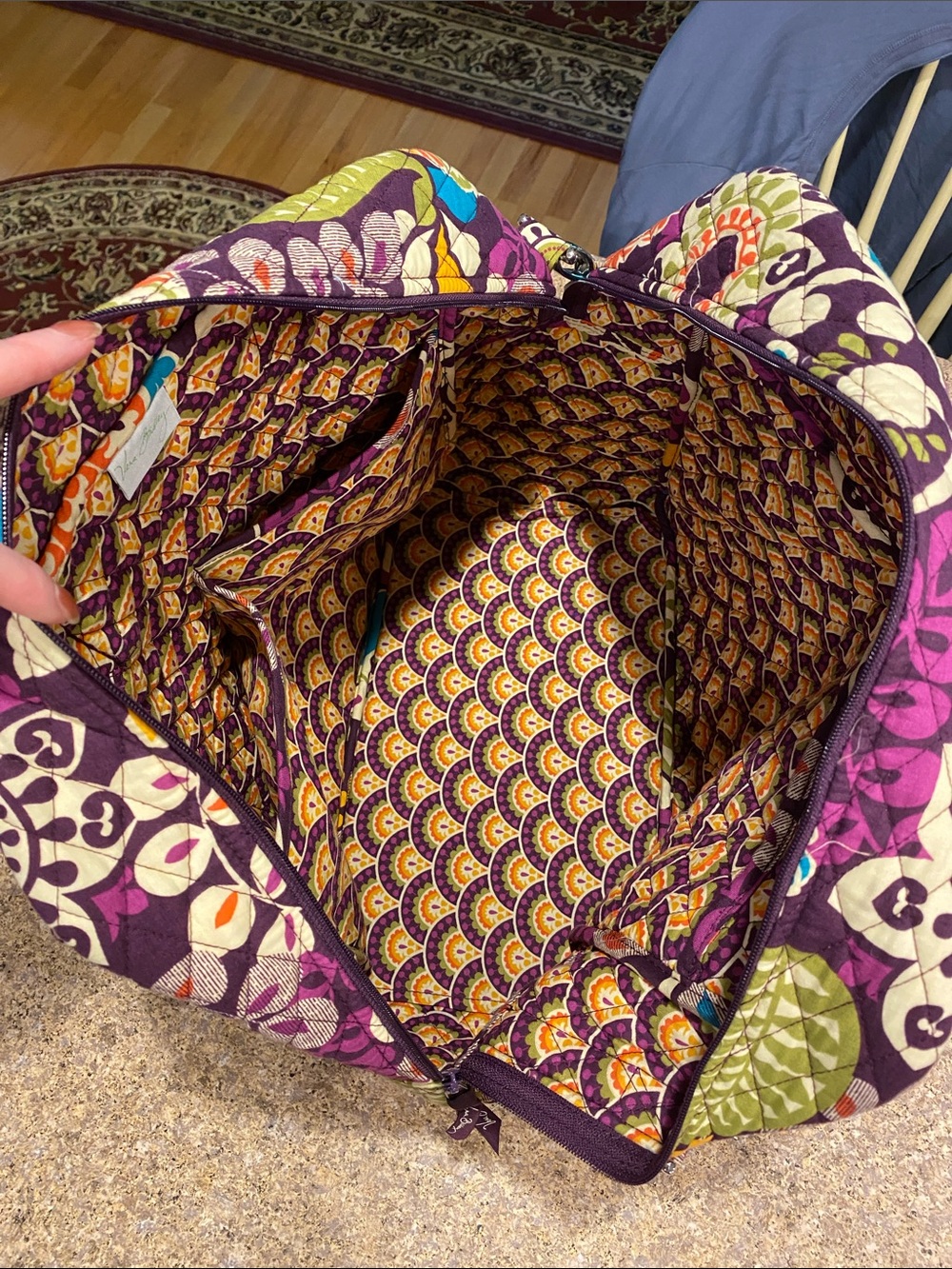 Vera Bradley Plum Crazy Quilted Travel Bag Shoulder Strap Weekender SMELLS MUSTY - Picture 10 of 17
